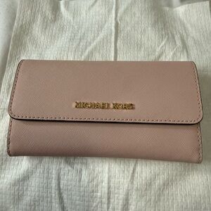 Michael Kors Blush Pink Wallet